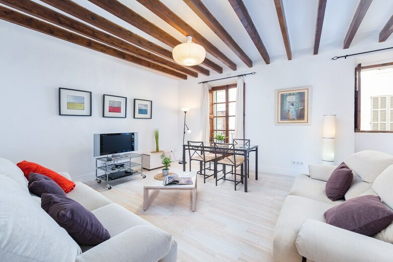 Apartamentos Casa Mercat