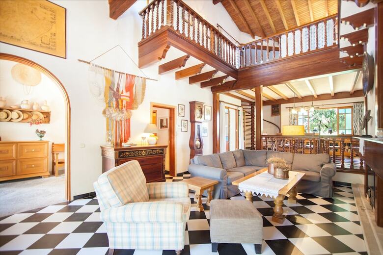 Villa Sos Monjos