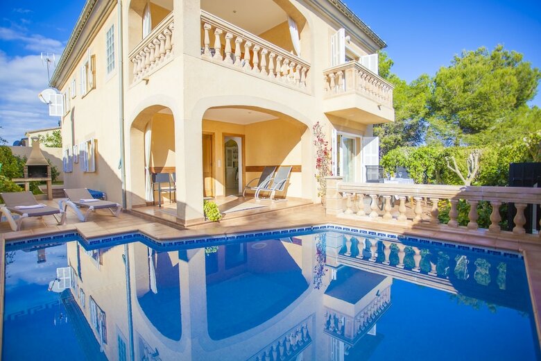 Villa Ca Na Caragola