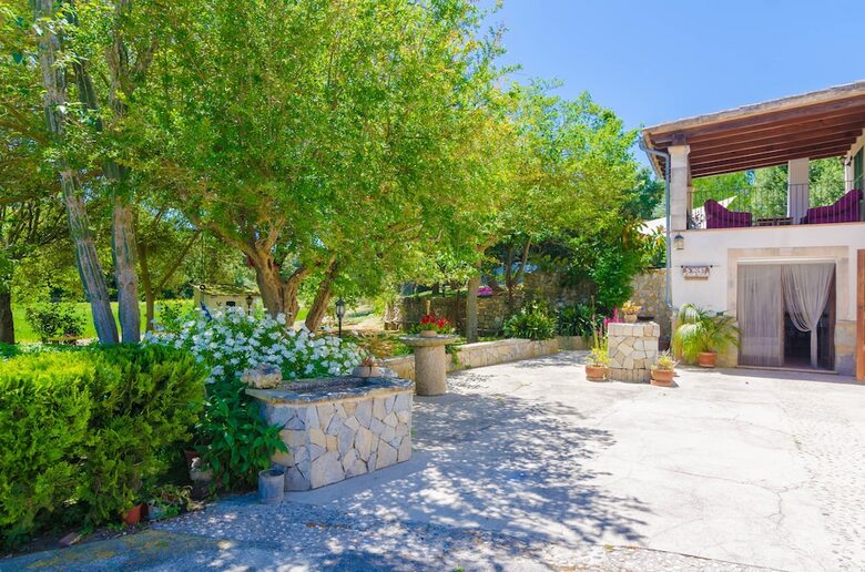 Villa Short Dhortella