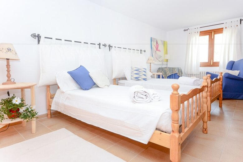 Villa Short Dhortella