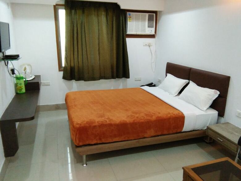 Hotel Rodili Residency