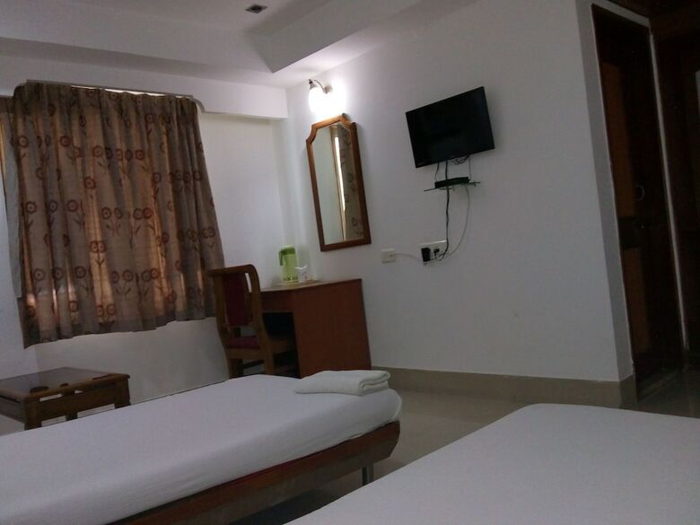 Hotel Rodili Residency