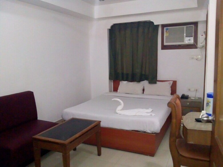 Hotel Rodili Residency