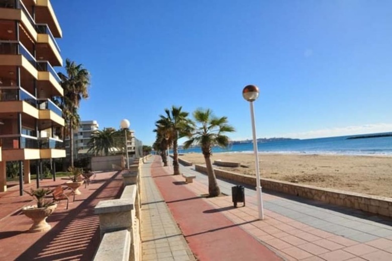 Apartamento Residencial Para 6 Personas En Cambrils