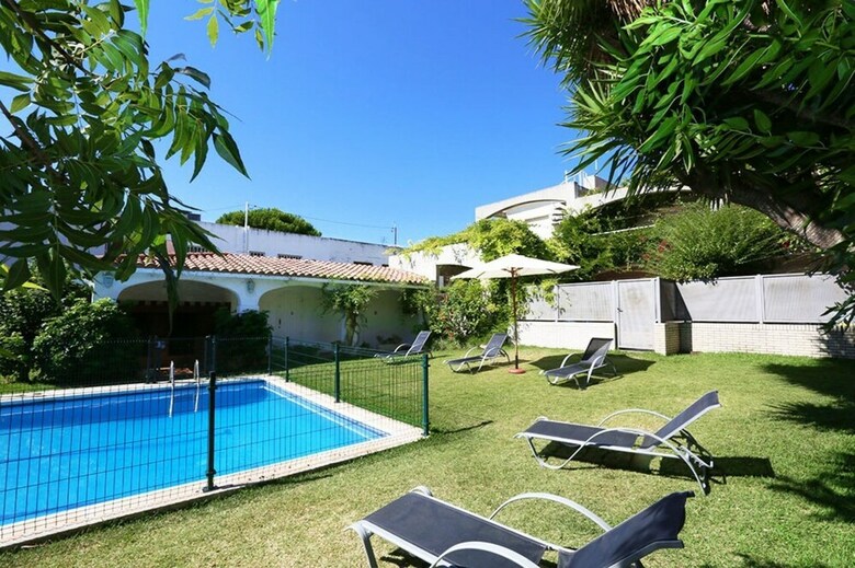 Casa Junto Al Mar Para 12 Personas En Cambrils