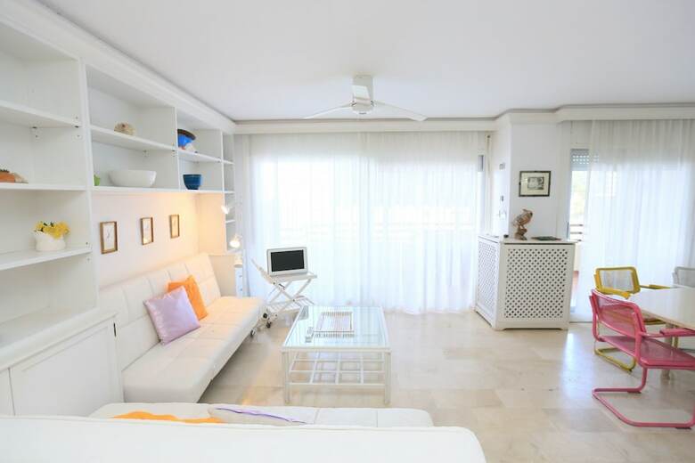 Apartamento Moderno Para 6 Personas En Salou