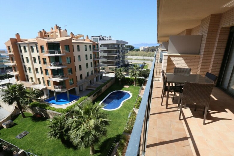Apartamento Junto Al Mar Para 8 Personas En Cambrils