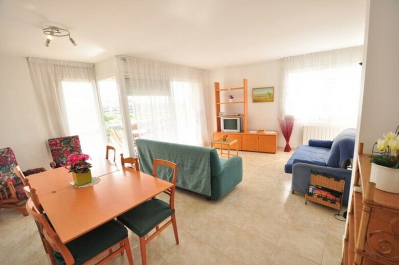 Apartamento Junto Al Mar Para 9 Personas En Cambrils