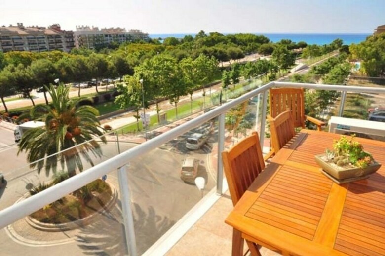 Apartamento Junto Al Mar Para 9 Personas En Cambrils