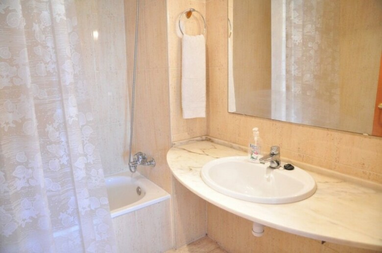 Apartamento Junto Al Mar Para 9 Personas En Cambrils