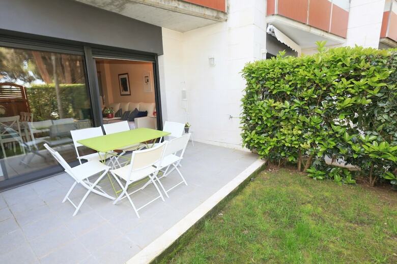 Apartamentos Casa Tranquila Para 7 Personas En Cambrils