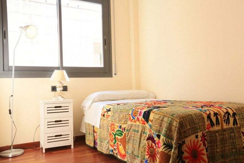 Apartamentos Casa Tranquila Para 7 Personas En Cambrils
