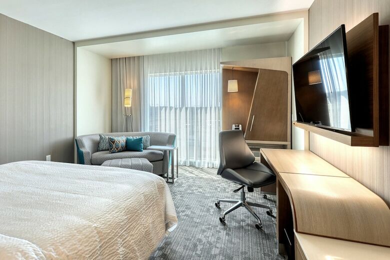 Hotel Courtyard By Marriott North Brunswick