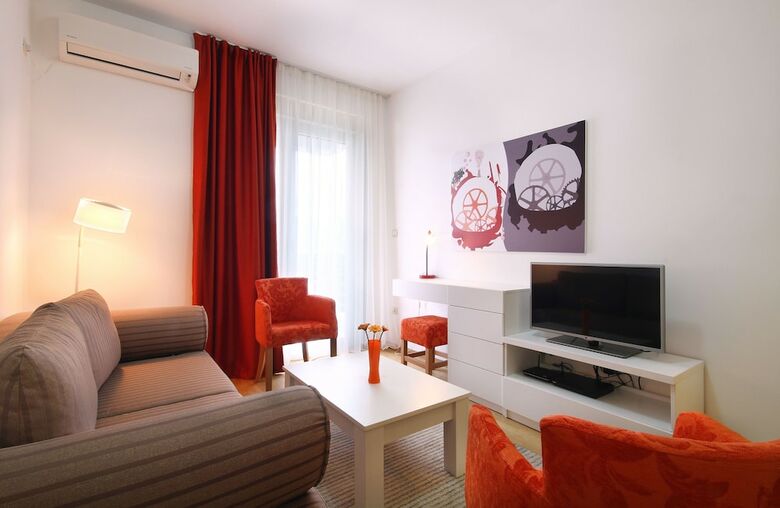 Sarap Apartments Budva