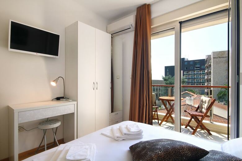 Sarap Apartments Budva