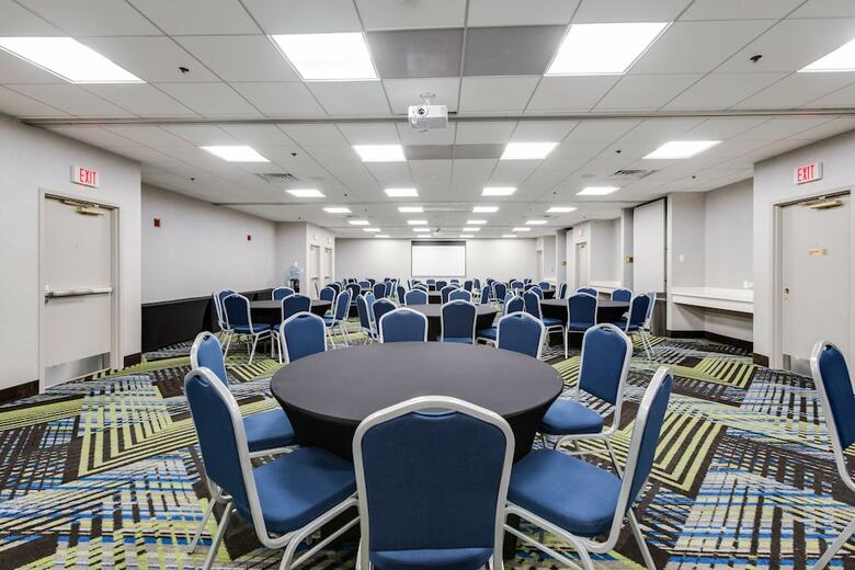 Hotel Holiday Inn Express Naperville