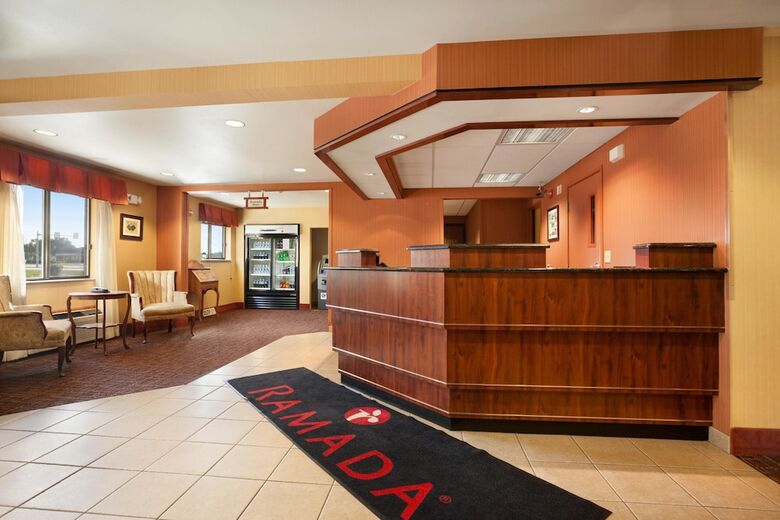 Hotel Ramada By Wyndham Wisconsin Dells