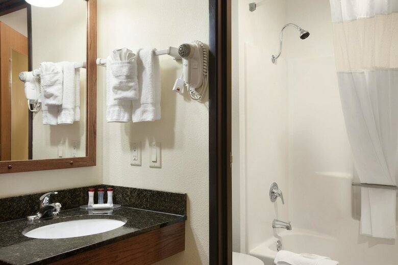 Hotel Ramada By Wyndham Wisconsin Dells