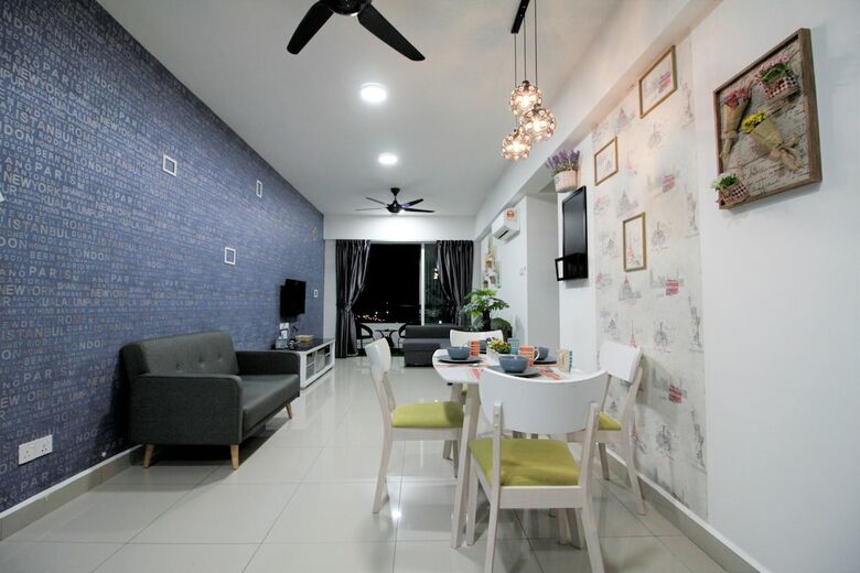 Apartamentos H2h Euro House