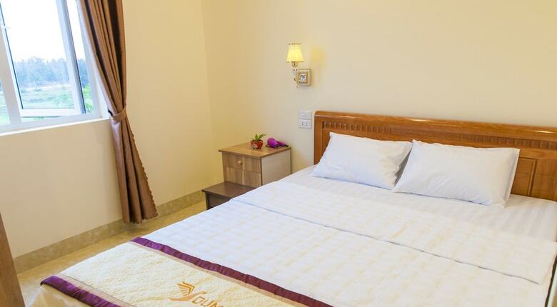 Hai Duong Hotel Co To