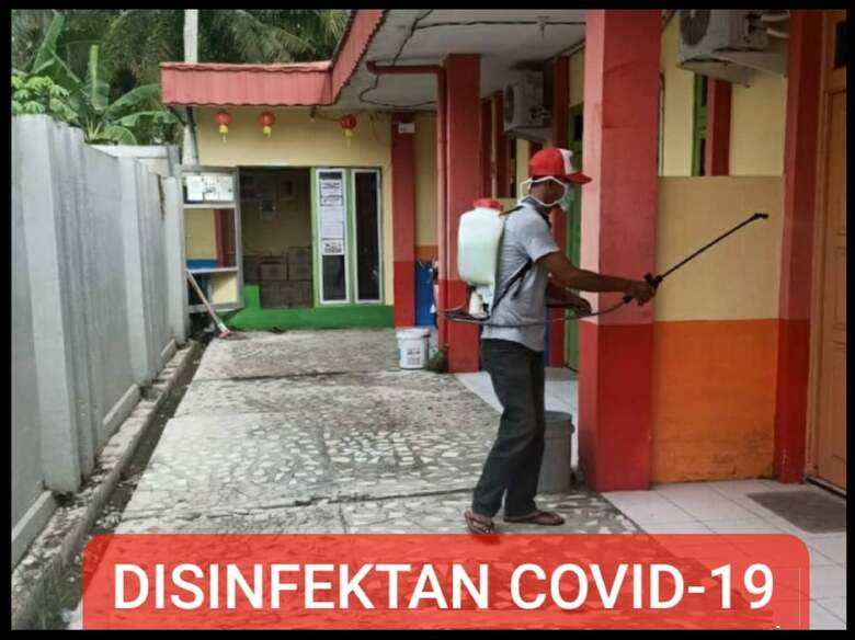 Bed & Breakfast Rainbow Singkawang