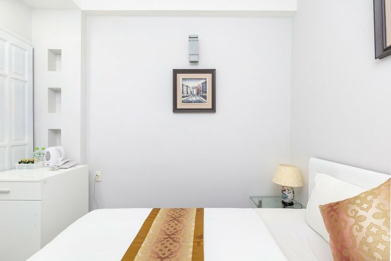 White Diamond Pn Hotel - The Art