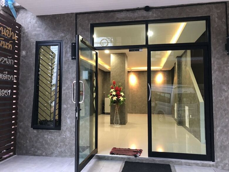 Hotel Mind And Punpun Apartment
