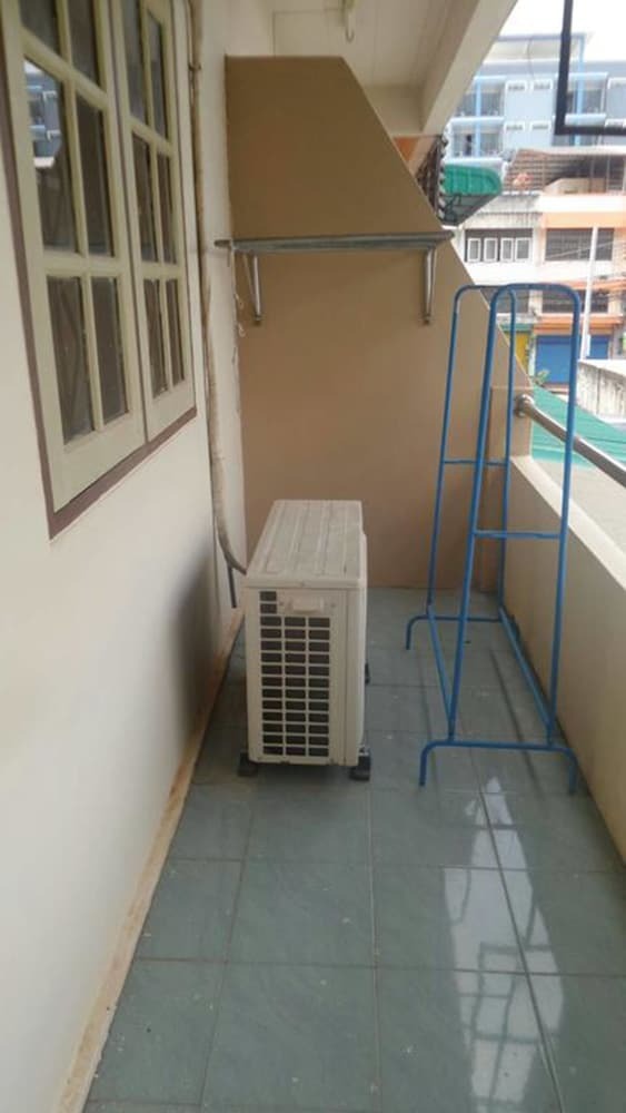 Hotel Mind And Punpun Apartment