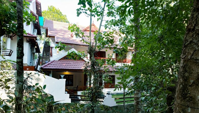 Hotel Crown Valley Thekkady