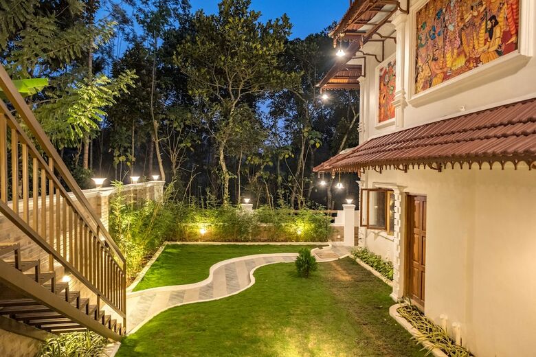 Hotel Crown Valley Thekkady