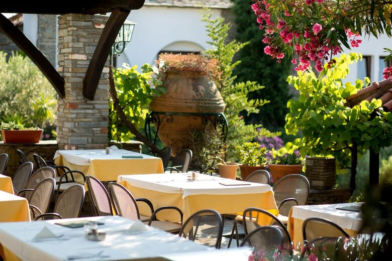 Hotel Geranion Village