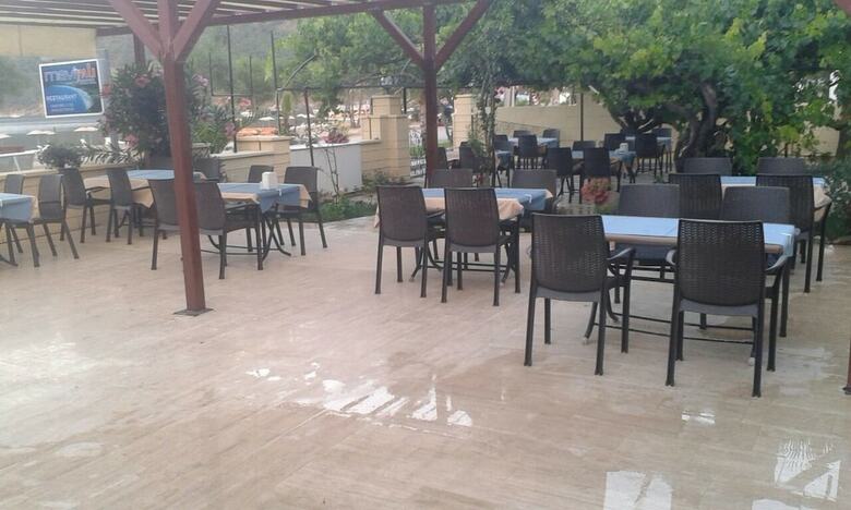 Maviyali Hotel