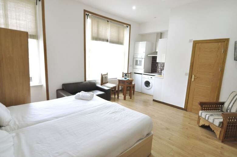 Kempsford House Apartments