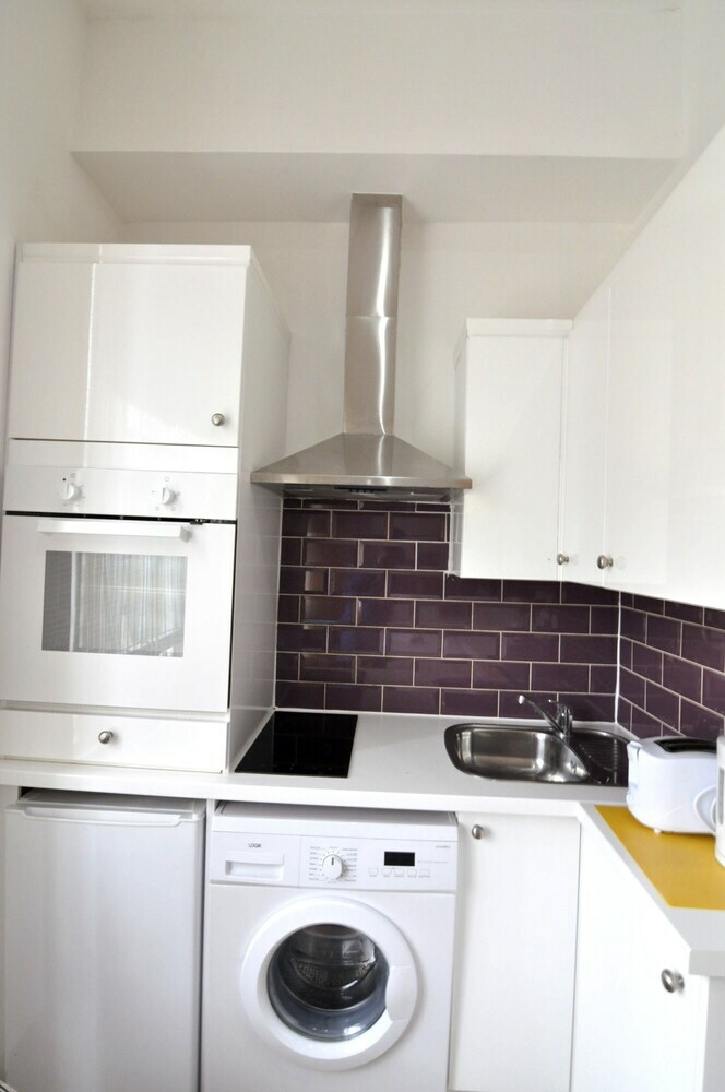 Kempsford House Apartments