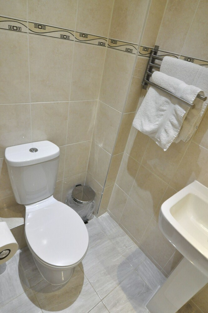 Kempsford House Apartments