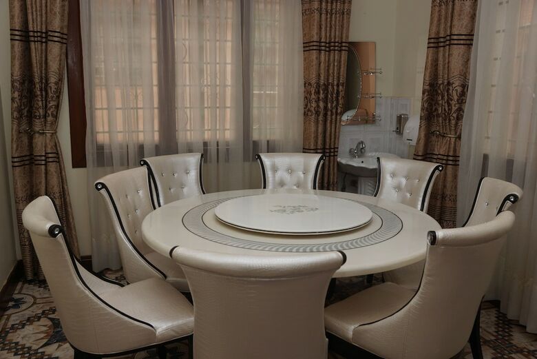 Hotel Cosmil Executive Suites
