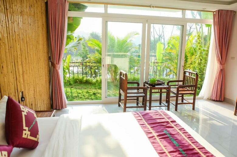 Mai Chau Sunset Boutique Hotel