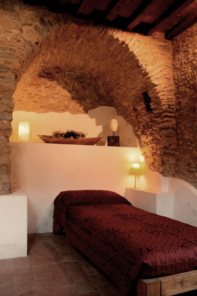 Almora Bed & Breakfast