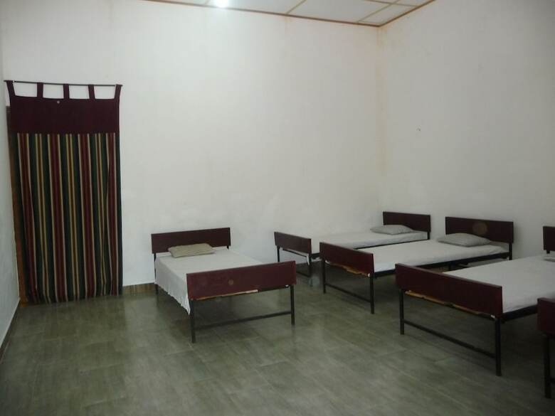 Hotel Palugaha Pilgrim Resort