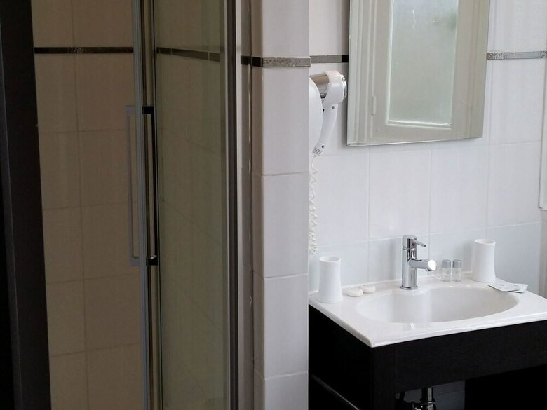 Hotel Castel Bayeux Guesthouse