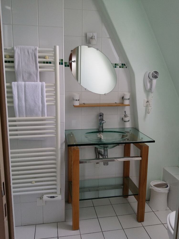 Hotel Castel Bayeux Guesthouse