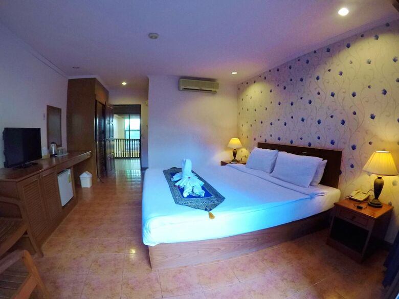 Happy Holiday Resort And Apartment