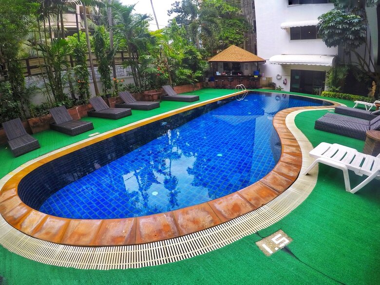 Happy Holiday Resort And Apartment