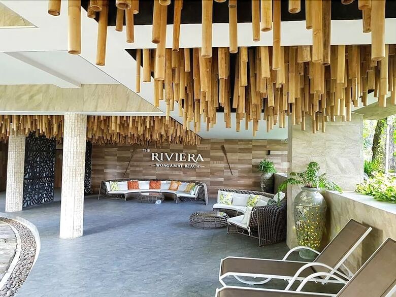 The Riviera Wongamat Hong Apartment