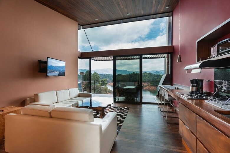 Cabana Luxe By The Charlee