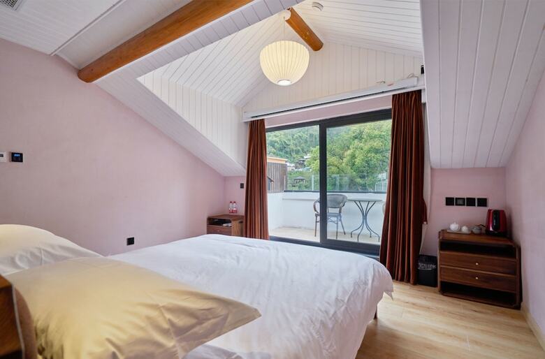 Hotel Best Wishes Poetic Villa