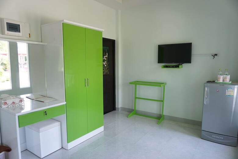 Hotel Aranya Resort