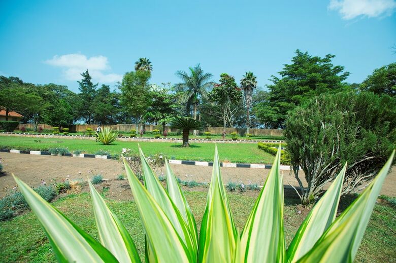 Hotel Rukungiri Country Home