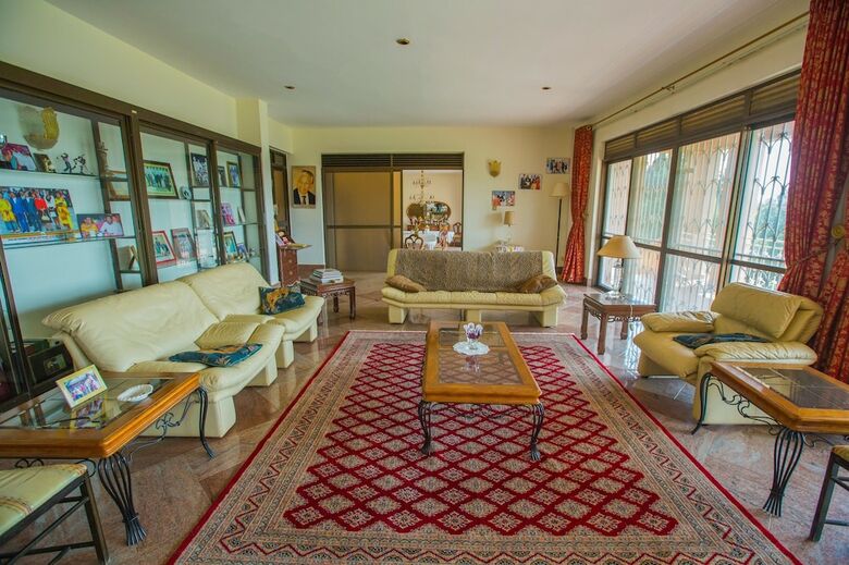 Hotel Rukungiri Country Home